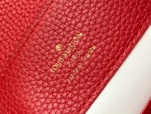 秋冬特惠💰1850 渠道级LV 新品 te级LV 动态芯片 M12936/M48865红色圆花环扣款 本款Capucines 手袋 商品图7