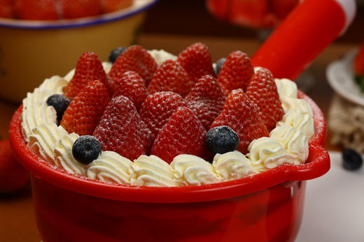 【新晋网红】草莓水瓢蛋糕 商品图2