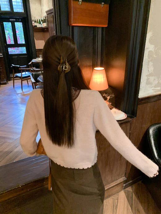 <曾小咸推荐> 现货秒杀！微信超特价！粉色毛衣开衫 日常229.99 立减100 秒杀129.99！ 商品图8