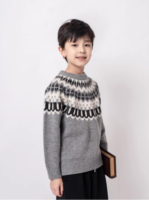 冷门显贵‼️费尔岛控必入！秋冬氛围感拉满🥳【吉米故事▪儿童灰色费尔岛针织毛衣】 ✔️ 小众不撞款||灰色费尔岛图案高级耐脏，内搭外穿都绝，从10℃穿到20℃的省钱神器 商品图2