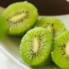 【即食瑞玉猕猴桃】无需等待，到手即食稀缺品种，比翠香还要高端的绿心猕猴桃，陕西周至树熟品质，到手削皮即食，爆甜无酸，果肉醇厚入口化渣，产地直发，都是新鲜下树的果子，新鲜，嫩甜~ 商品缩略图4
