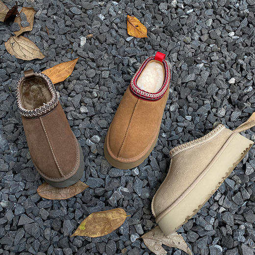 现货现发 桑坡直发 尺码偏小，拍大一码 新款雪地靴合集 桑坡鞋雪地靴 新款羊皮毛一体雪地靴 加厚保暖 寒冬无惧 源头直发价更优！保暖加倍，时髦翻倍，寒冬无惧！ 商品图6