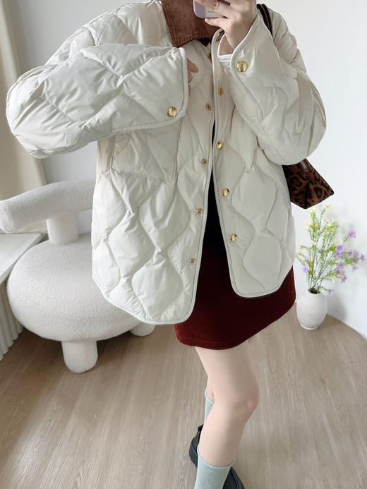 【高品质私服】【MC防风防水拼灯芯绒翻领羽绒服】外形轻巧/饱满有型，窥见匠心品质G1590-CC【无标出货 介意慎拍】 商品图1