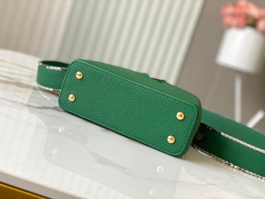 秋冬特惠💰1600 渠道级LV te级LV 全套包装 N99387/M48865绿 本款 Capucines 迷你号手袋 商品图8