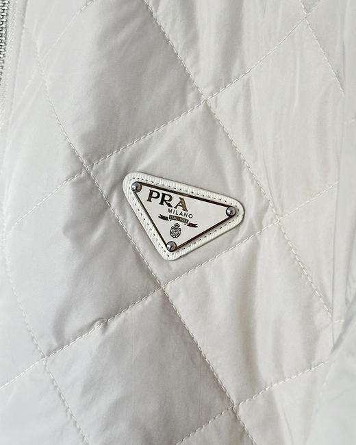 现货 THS-限时 女士 P家 老钱圆领内搭绗缝夹棉外套 2色 BW405 商品图6