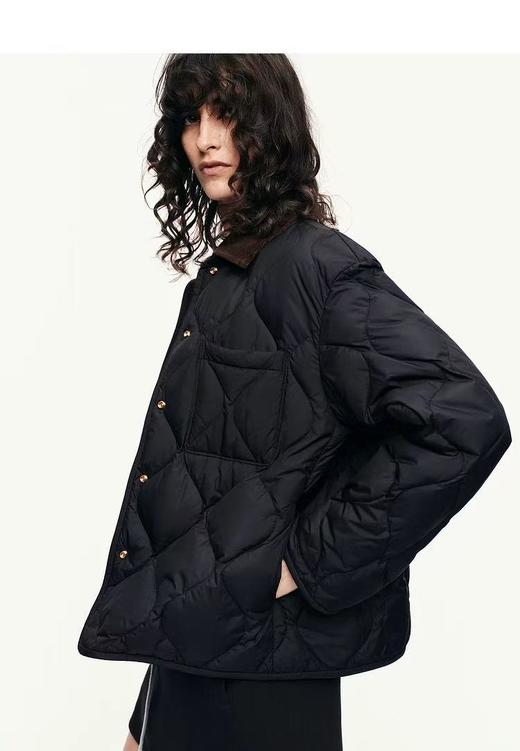 【高品质私服】【MC防风防水拼灯芯绒翻领羽绒服】外形轻巧/饱满有型，窥见匠心品质G1590-CC【无标出货 介意慎拍】 商品图5