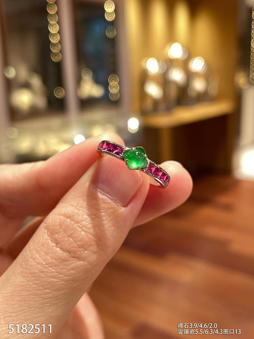 5182511，蛋面戒指。具体价格微信咨询 商品图2