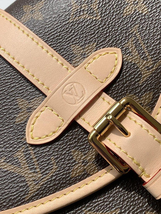 秋冬特惠💰1230 渠道级LV【全钢五金 MB163c01变码芯片】te级LV 全套包装 M46740老花 迷你双子星  Monogram帆布Saumur BB手袋 商品图5