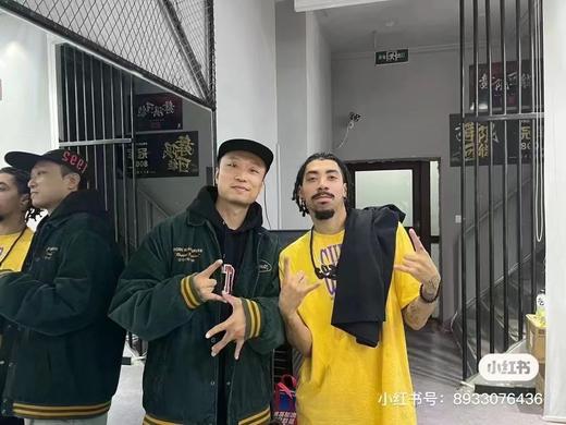 卡哈特 刺绣字母灯芯绒棒球棉服外套 Z-15731 商品图4