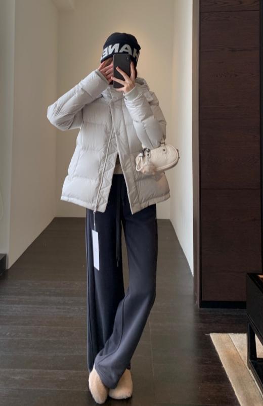 【冬季女装 】【轻盈抗寒90白鸭绒服/90鹅绒服 预售7-15天】lu家同款四格 五格系列~杜邦三防新标鹅绒连帽收腰羽绒服保暖外套冬 商品图12