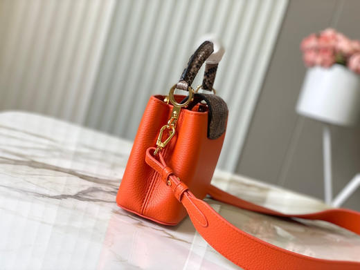秋冬特惠💰1600 渠道级LV te级LV 全套包装 N80007/M48865艳橙 本款 Capucines 迷你号手袋 商品图1