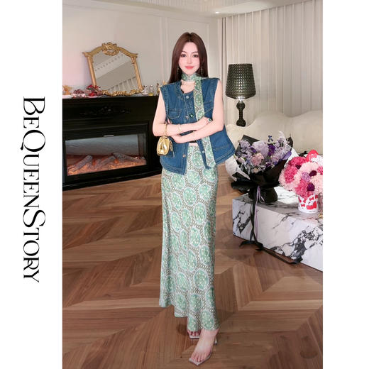 【孤品样衣，不退不换】【翡翠老钱】定制印花牛仔马甲&半裙套装配飘带2025春 商品图0