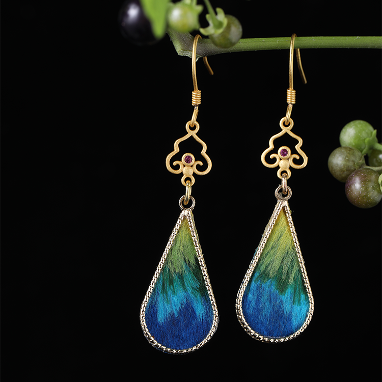 【林栖设计小店】（耳钩990银）东阳孔雀色青绿渐变绒花耳环LX11025001（预售10天）