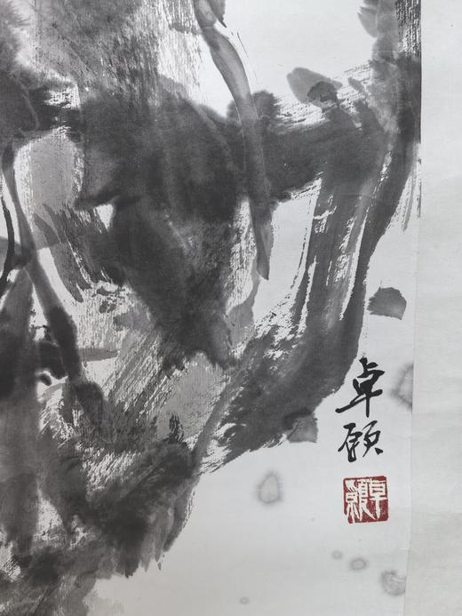 卓愿《山中秋色》98x48CM 手绘纸本宣纸国画作品 商品图5