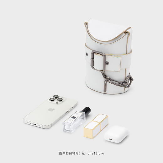 1004700303200  CHARLES&KEITH  Both联名款斜挎水桶包女包 商品图4