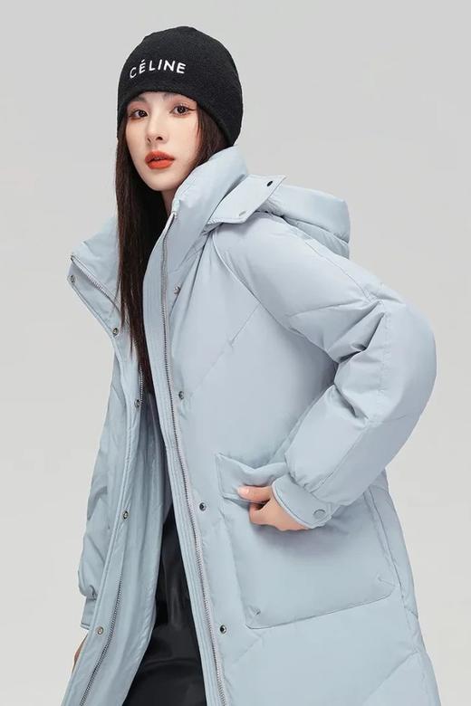 雪中飞 蓝色简约休闲中长款羽绒服外套 21682 商品图4