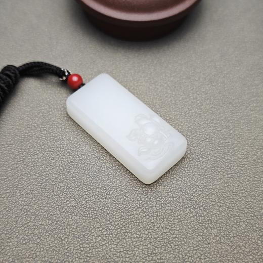 新疆和田玉且末料羊脂玉荷花牌 1122-10 商品图5