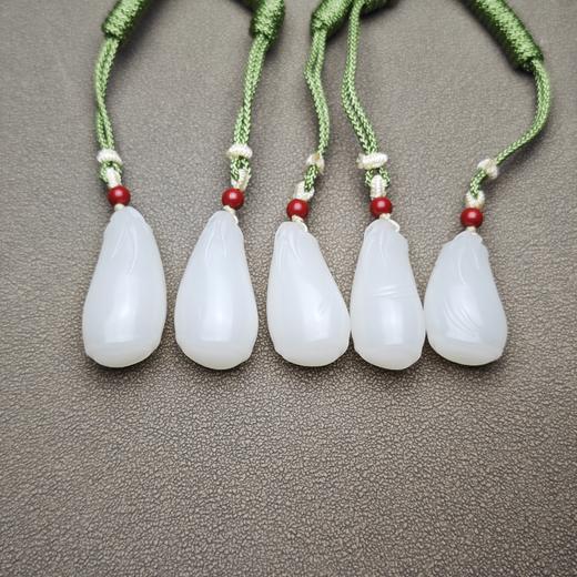 特惠！新疆和田玉且末料羊脂玉超白节节高升（小竹节）1122-13（一个） 商品图0