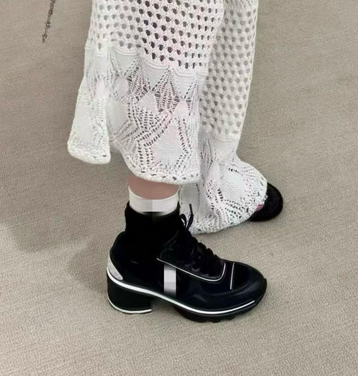 1126-2 真香 25K高跟运动鞋 超轻跟脚 准码选 号很足 别买大 商品图0