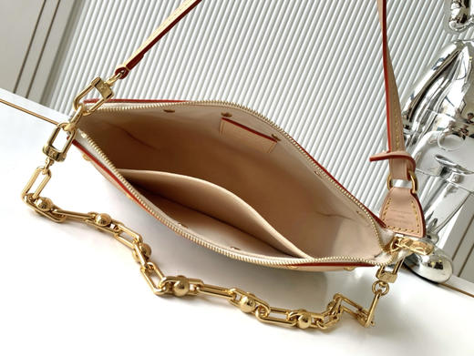 秋冬特惠💰1180 渠道级LV【全钢五金 MB163c01变码芯片】te级LV 全套包装 M13404白三彩 本款 Pochette Accessoires 手袋 商品图7