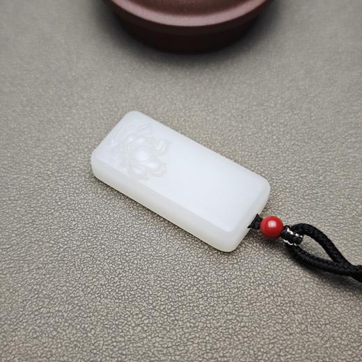新疆和田玉且末料羊脂玉荷花牌 1122-10 商品图4