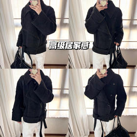 灰色毛呢搭白色阔腿裤，一套上身，客厅秒变杂志内页！🍣