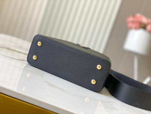 秋冬特惠💰1550 渠道级LV te级LV 全套包装 N99387/M48865黑 本款 Capucines 迷你号手袋 商品图8