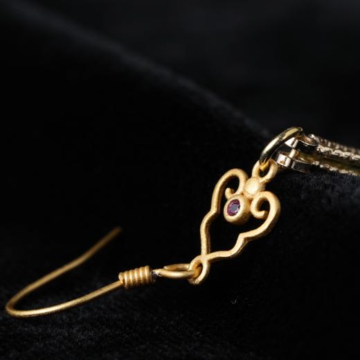 【林栖设计小店】（耳钩990银）东阳孔雀色青绿渐变绒花耳环LX11025001（预售10天） 商品图4