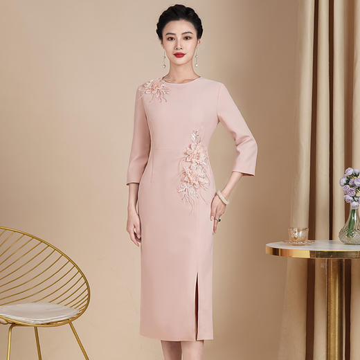 旗袍参加婚礼妈妈礼服2025年气质喜婆婆婚宴装高贵女连衣裙 商品图3