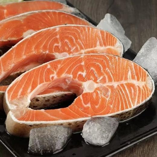 【顺丰包邮】智利厚切三文鱼扒 纯鱼腩部位 坚决不用头尾等边角料 这样品质的三文鱼扒价格高得离谱 值得囤满你家冰箱基地直邮 商品图0