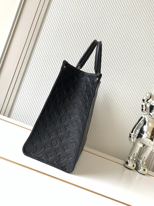 秋冬特惠💰1530 渠道级LV【全钢五金 变码芯片】te级LV 全套包装 M44925黑色压花 ONTHEGO 大号手袋 商品图1