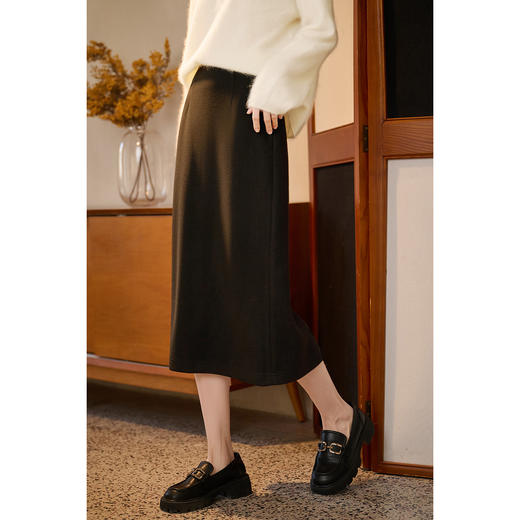 米思阳羊毛醋酸半身裙  完美长度 一条过冬 2025米思阳冬季新品优雅冬季百搭直筒半身裙5589 商品图7