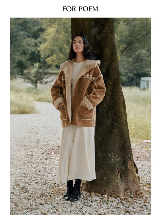 ForPoem 25/FW 原创设计环保羊羔毛手绣花朵仿麂皮连帽外套 商品图3