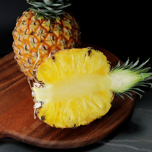 【芒果凤梨】树上自然成熟 芒果风味浓郁 甜度远超普通凤梨 4-5斤中果（700g-900g） 商品图4