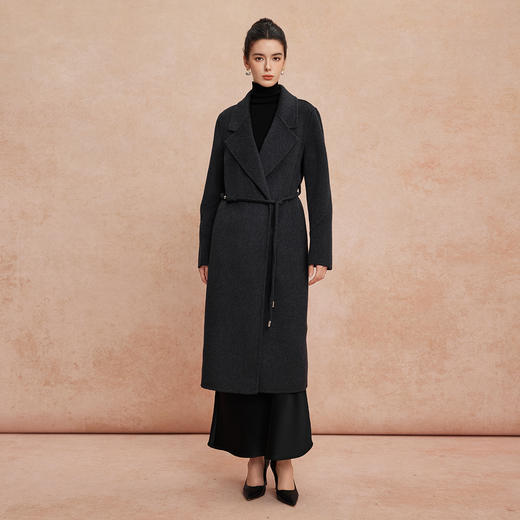 QH928斯尔丽2025新款翻领H廓形简洁大方气质长大衣 商品图3