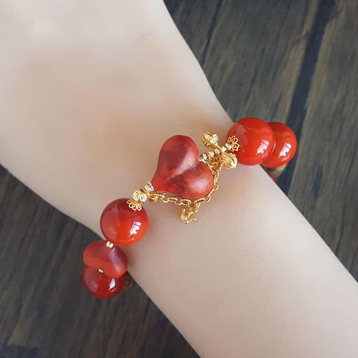 【天然正品】AU750黄金镶天然细腻约12.9MM心型圆珠型火焰纹南红玛瑙手串圆珠：12.9MM心型：12-17MM（皆取最大值）女士151125JJ04 商品图6