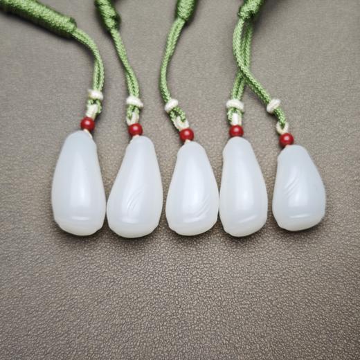 特惠！新疆和田玉且末料羊脂玉超白节节高升（小竹节）1122-13（一个） 商品图1