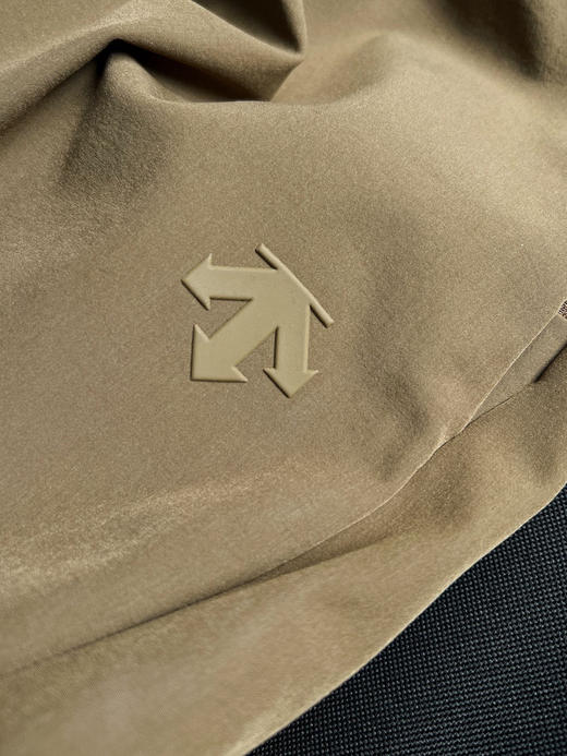 原单正品 DST迪桑特，新款梭织加绒防风裤，内里复合加绒软壳直筒冲锋裤，保暖弹力穿着舒适，防风防泼水科技面料，应对多种天气。 商品图8