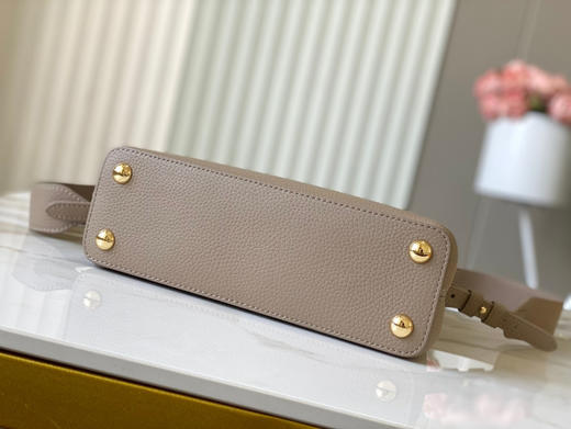 秋冬特惠💰1700 渠道级LV te级LV 全套包装 N80041/M48865褐灰 本款Capucines BB号手袋 商品图8