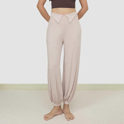 AddOne+1瑜伽运动时尚翻边中高腰灯笼裤宽松版 商品图3