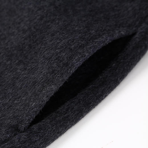 QH928斯尔丽2025新款翻领H廓形简洁大方气质长大衣 商品图7