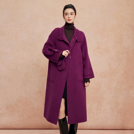 QH941斯尔丽2025新款羊毛大衣高级感廓形松弛配斜跨小包长款大衣 商品图0