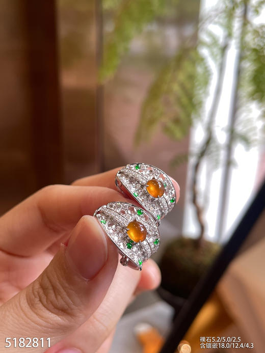 5182811、蛋面耳钉。具体价格微信咨询 商品图3