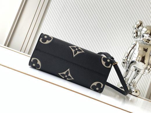 秋冬特惠💰1330 渠道级LV【全钢五金 变码芯片】te级LV 全套包装 M45659黑色压印 本款 OnTheGo小号手袋 商品图3