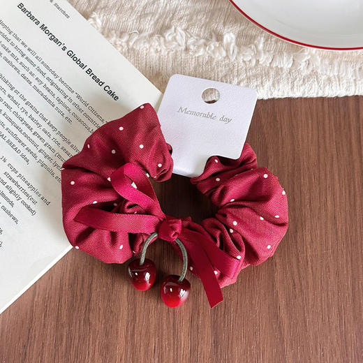 高颜值樱桃波点肠圈发圈-纪念日百货门店同款167748694 商品图1
