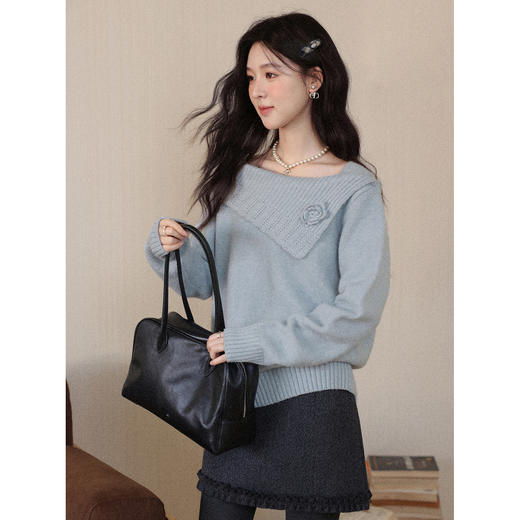 鹿向南「静雨听书」不规则斜肩针织毛衣女秋冬宽松设计感蓝色上衣 商品图4