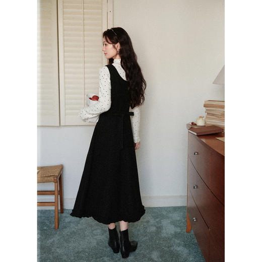 鹿向南「墨色絮章」黑色吊带连衣裙女方领秋冬季温柔风长款连衣裙 商品图3