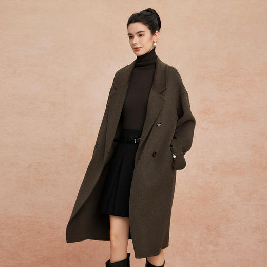 QH940斯尔丽2025新款西装领松弛感老钱风气质廓形百搭双面呢羊毛大衣 商品图2