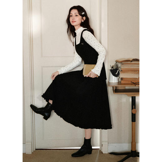 鹿向南「墨色絮章」黑色吊带连衣裙女方领秋冬季温柔风长款连衣裙 商品图4