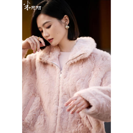 仿拉贡羊毛皮草外套 毛绒丰厚 自带光泽感 米思阳2025冬季优雅轻盈保暖仿皮草短外套女5743 商品图2